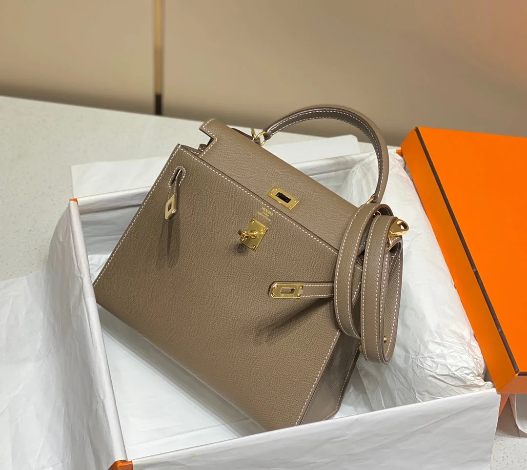 Hermès 25 bag in Etoupe Epsom leather with gold hardware product view 2