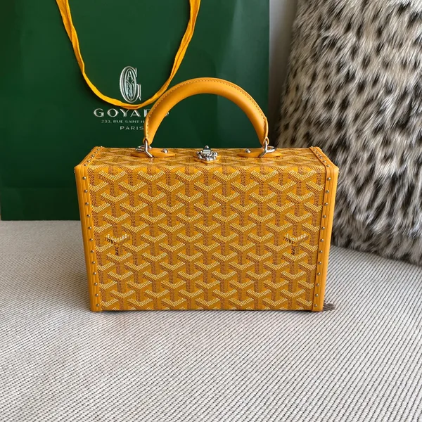 Goyard Goya Grand Hotel Trunk Bag product view 6
