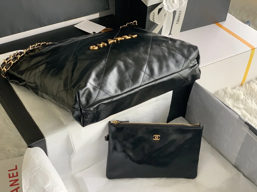Chanel 22 Small Handbag in Black product view 3