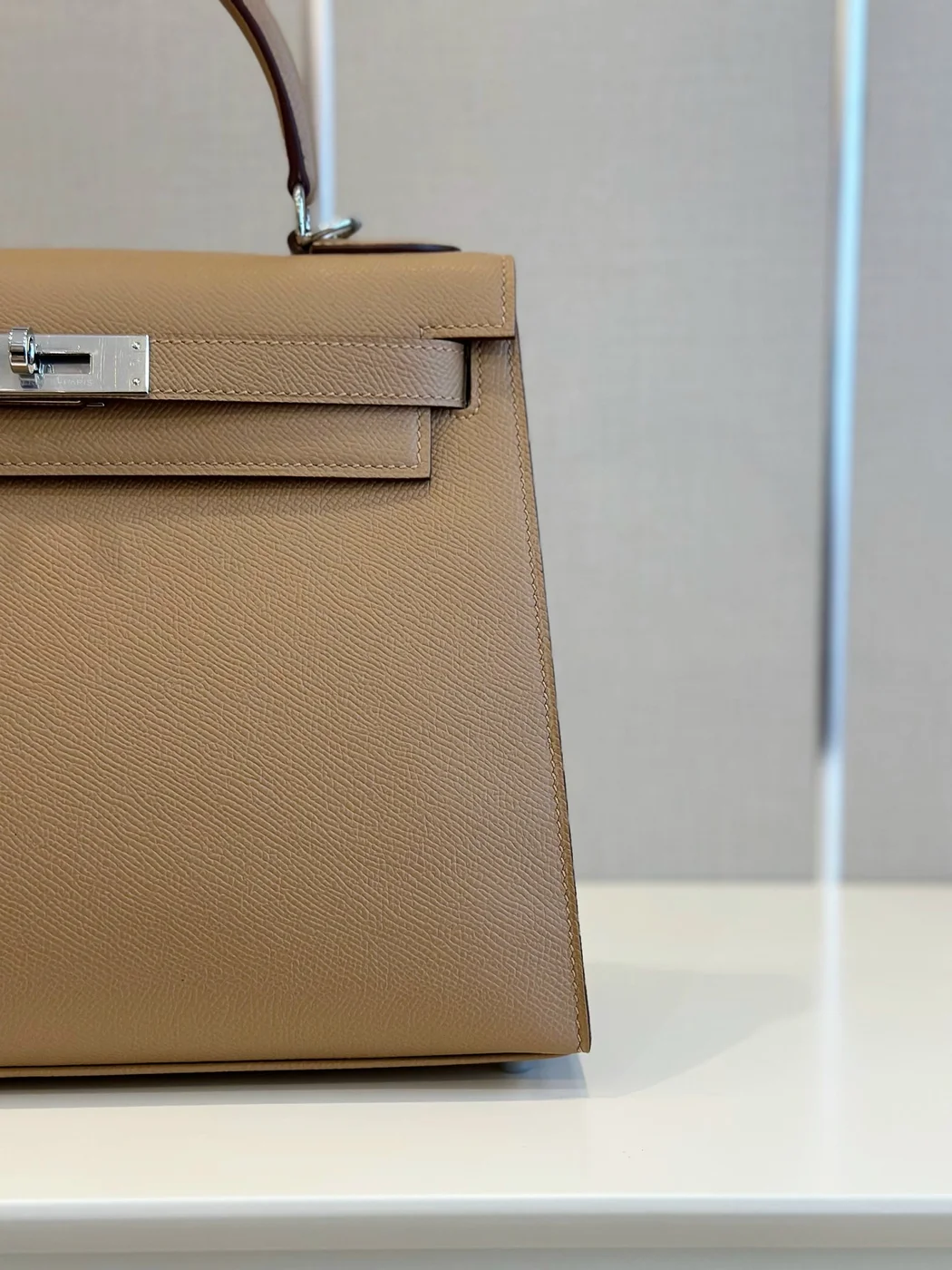 Hermès Kelly 28 Epsom Brown Palladium Hardware Bag product view 7