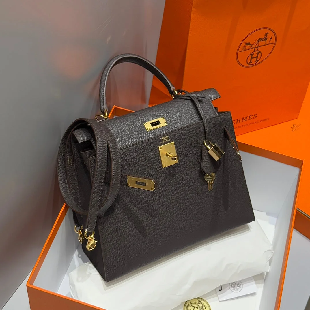 Hermès 28 cm In Ebene Epsom Gold Hardware Bag product view 2