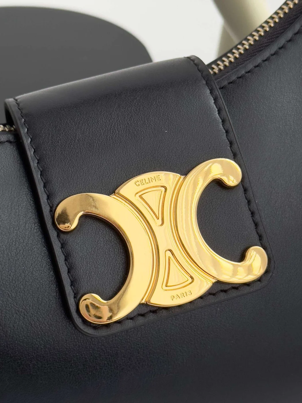 Celine Triomphe Curved Black Matte Leather 23x14x7cm Bag product view 6