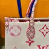 Louis Vuitton Onthego Monogram Pattern 35 cm Bag product view 2