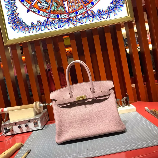 Hermès Birkin 30 cm Light Pink Togo Leather Gold Hardware Bag product photo