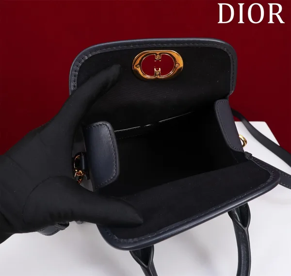 Dior 30 Montaigne Women’s Handbag Oblique Fabric 18.5x16x10cm product view 4