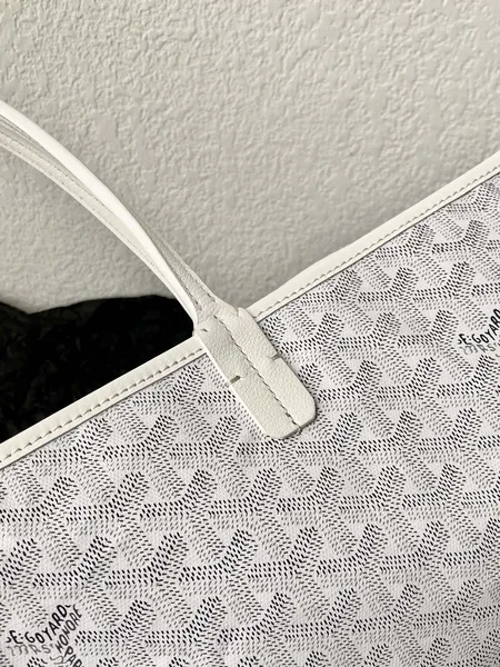 Goyard White Goyardine Canvas & Chevroches Calfskin Saint Louis PM Tote product view 4