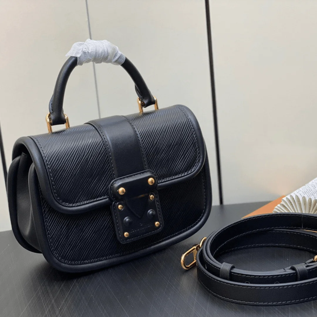 Louis Vuitton Hide and Seek Bag Black Woman’s Handbags 21x15x8cm product view 1