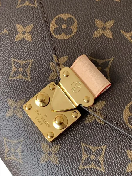 Louis Vuitton Pochette Métis Canvas Bag product view 4