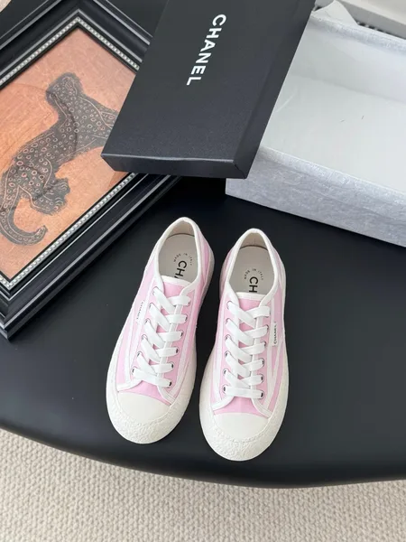 Chanel Women Pink Canvas Casual Sneakers product photo