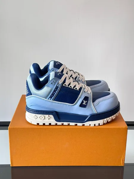 Louis Vuitton Men Light Blue Leather Sneakers product photo