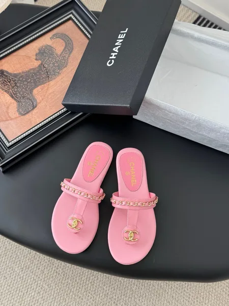 Chanel Women Pink Leather Slides With Gold Chain product photo