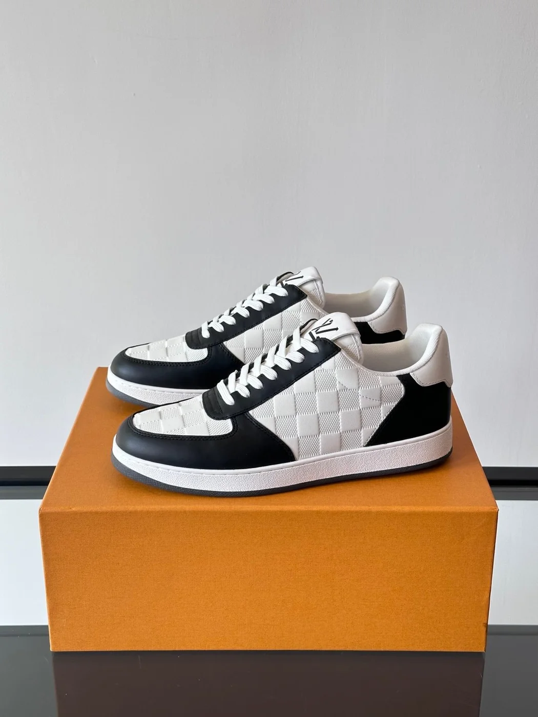 Louis Vuitton Men Black and White Sneakers — Checkered Side Panels product view 3
