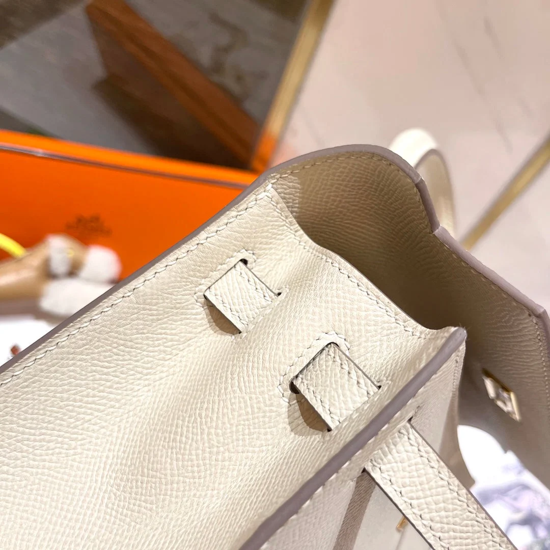 Hermès 25 cm White Epsom Leather Gold Hardware Bag product view 8