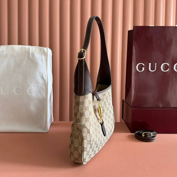 Gucci 25S Jackie Monogram 28 cm In Light Brown Canvas And Calfskin Bag product view 5