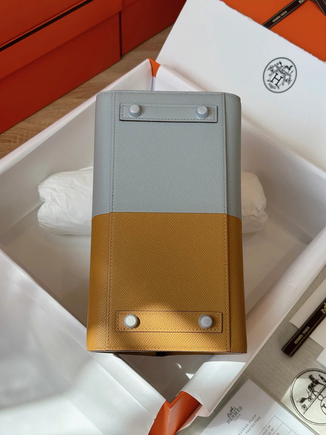 Hermès Birkin 25 Gray/Brown Epsom leather Palladium Hardware Bag product view 3