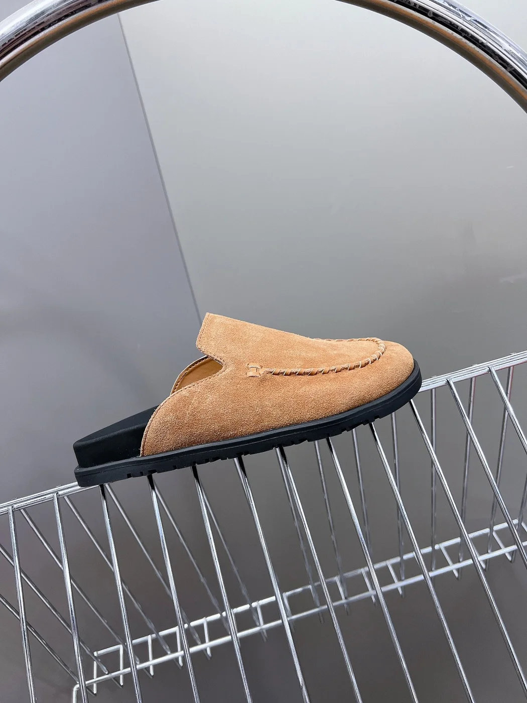 Hermès Women Tan Suede Slippers product view 2