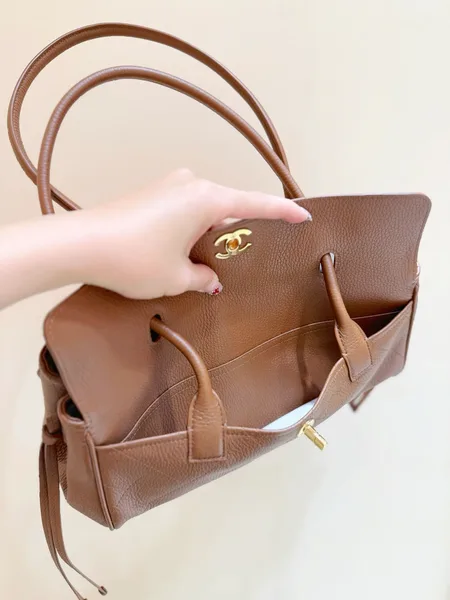 Chanel Grained Calfskin Stitched Urban Essentials Small Shopping Bag product view 5