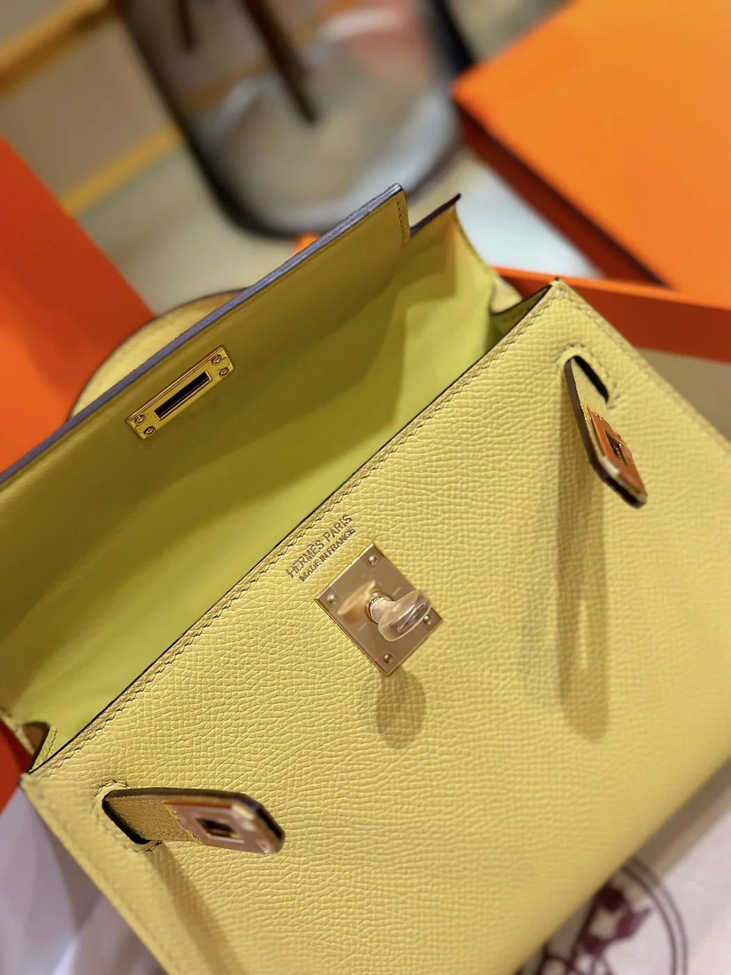 Hermès Mini Kelly 20 Yellow Gold Hardware Bag product view 5
