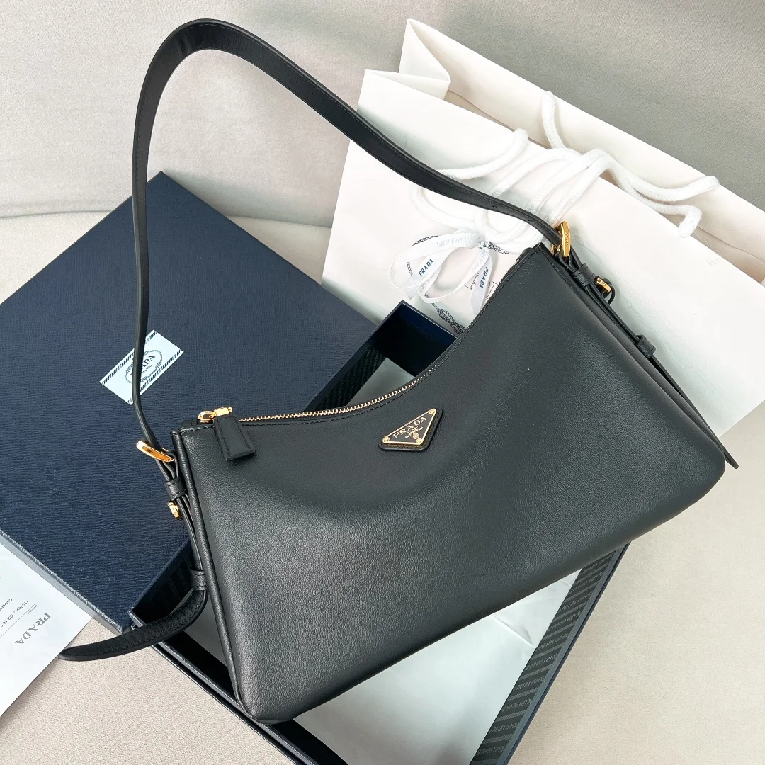 Prada Medium Aimée Shoulder Bag | Black product view 2