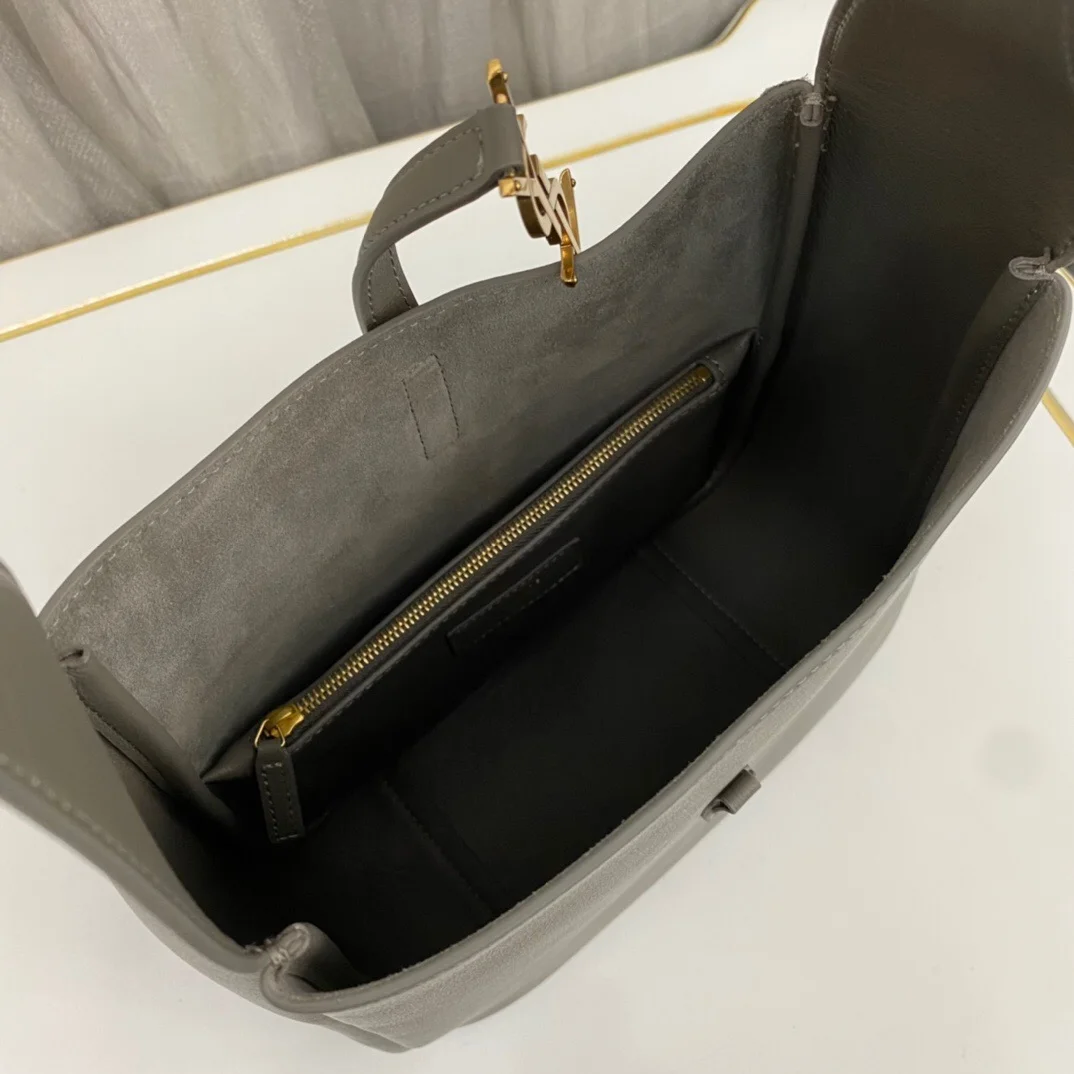 Saint Laurent Le 5 à 7 Supple Hobo Bag product view 4