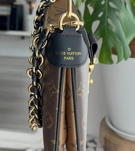 Louis Vuitton Twinny bag in Monogram product view 2