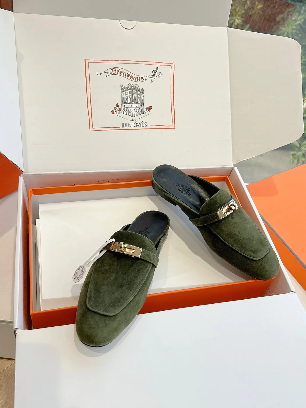 Hermès Women Green Suede Mules product view 5