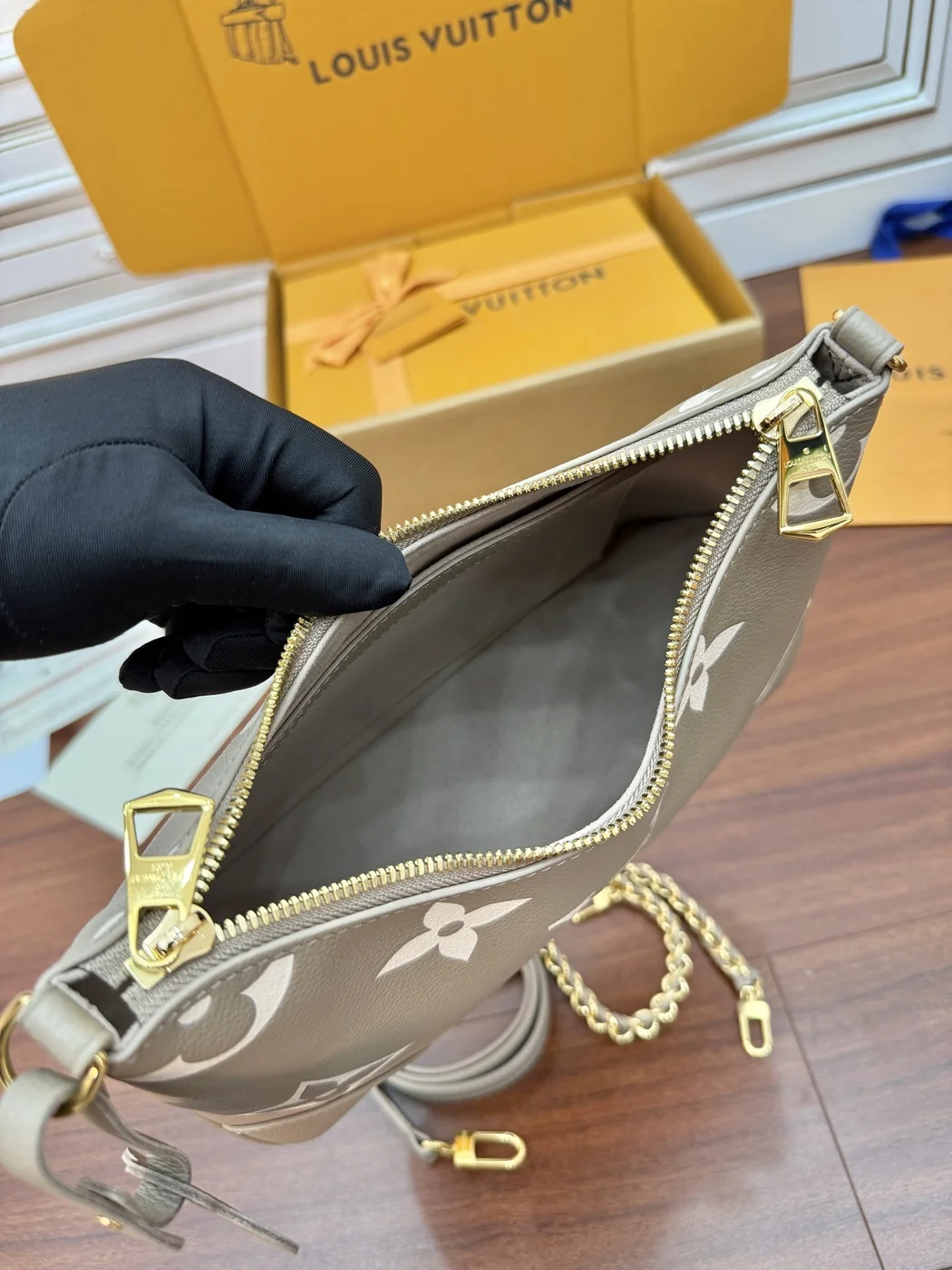 Louis Vuitton Boulogne PM Bag M13224 product view 5