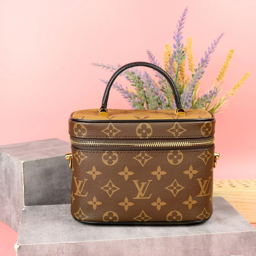 Louis Vuitton Clutch Box Bag Brown 19x13x10cm product view 1