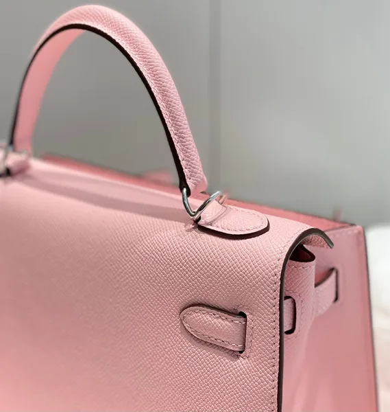 Hermès Kelly 28 cm In Rose Sakura Epsom Silver Hardware Bag product view 5