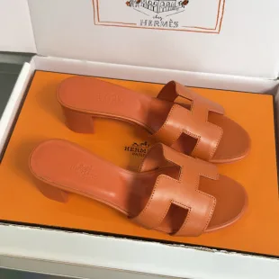 Hermès Oran Heels In Burnt Orange product photo