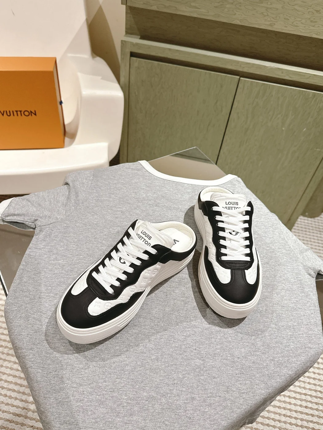 Louis Vuitton Women Black and White Sneakers — Round-Toe Low-Top Style product view 4