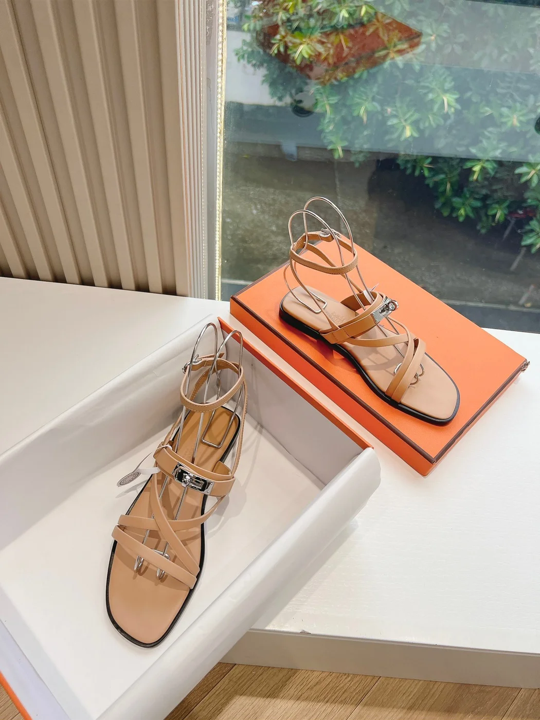 Hermès Women Beige Leather Strappy Sandals — Link-Detail T-Strap product view 4