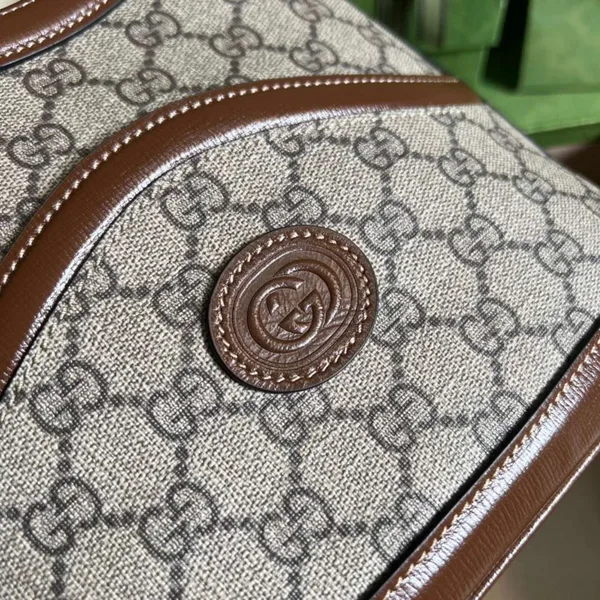 Gucci Handle Women’s Cowhide Handbag with Gc Logo Pattern 25x21cm product view 5