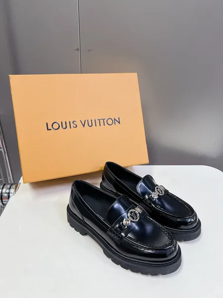 Louis Vuitton Women Black Leather Loafers — Chain Detail with Lug Sole product photo