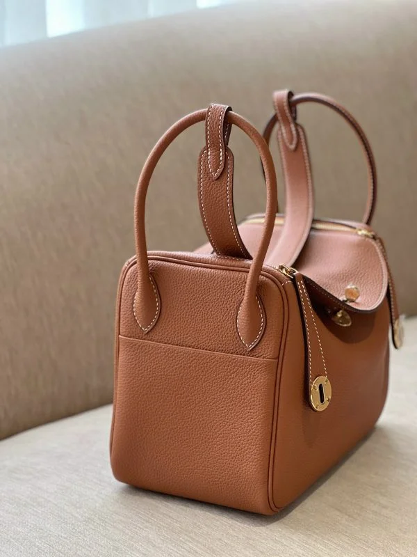 Hermès Lindy 26 Brown Gold Hardware Bag product view 3