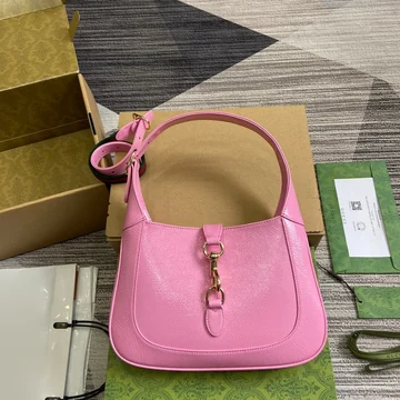 Gucci Jackie Small Shoulder Bag 27 In Pink Cracked Lacquer Calfskin Gold Hardware product photo
