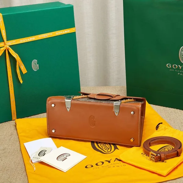 Goyard Saigon Brown Handbag With Wooden Handle 28 cm product view 4