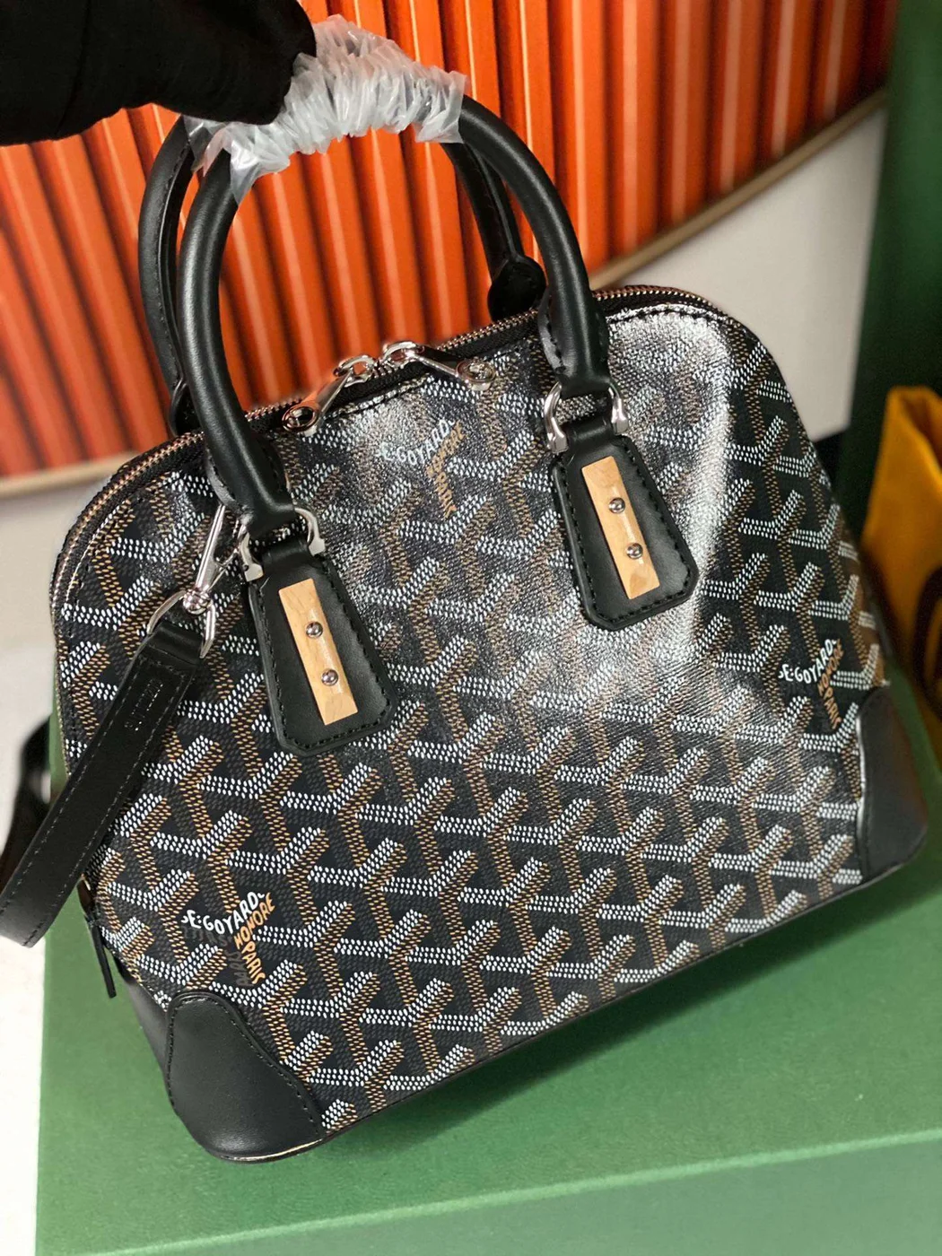 Goyard Alma Vedome Black Handbag With Fabric Wrapped Leather Strap 24 cm product view 6