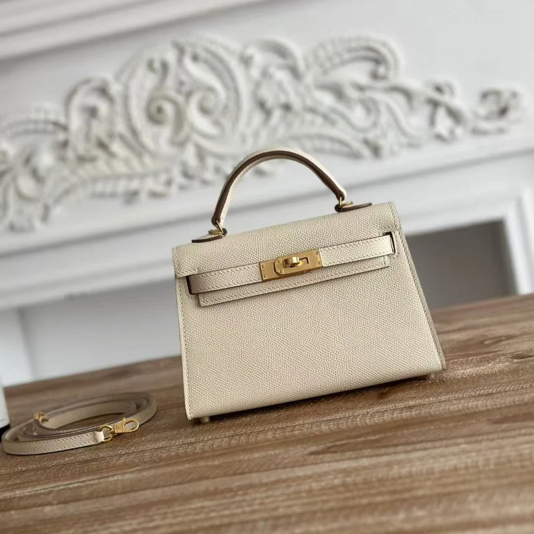 Hermès Mini 19 White Calfskin Gold Hardware Bag product view 1