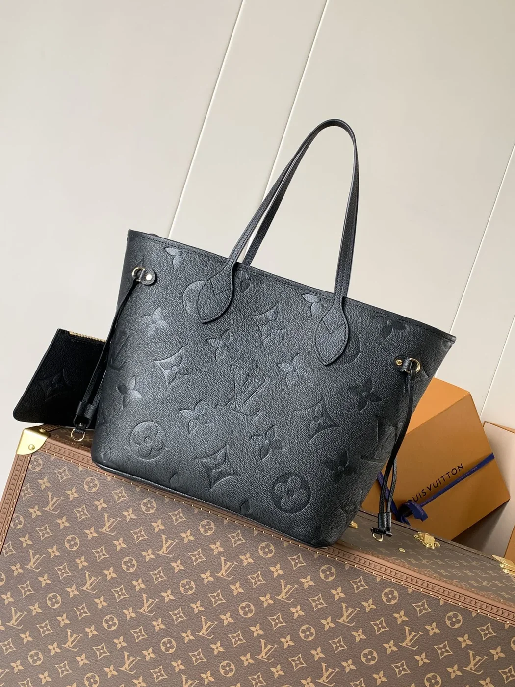 Louis Vuitton Neverfull MM Black Momogram Empreinte Bag product view 1