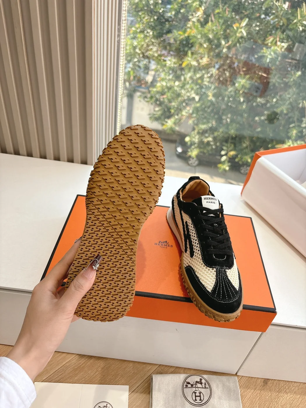 Hermès Women Black And White Mesh Sneakers product view 2