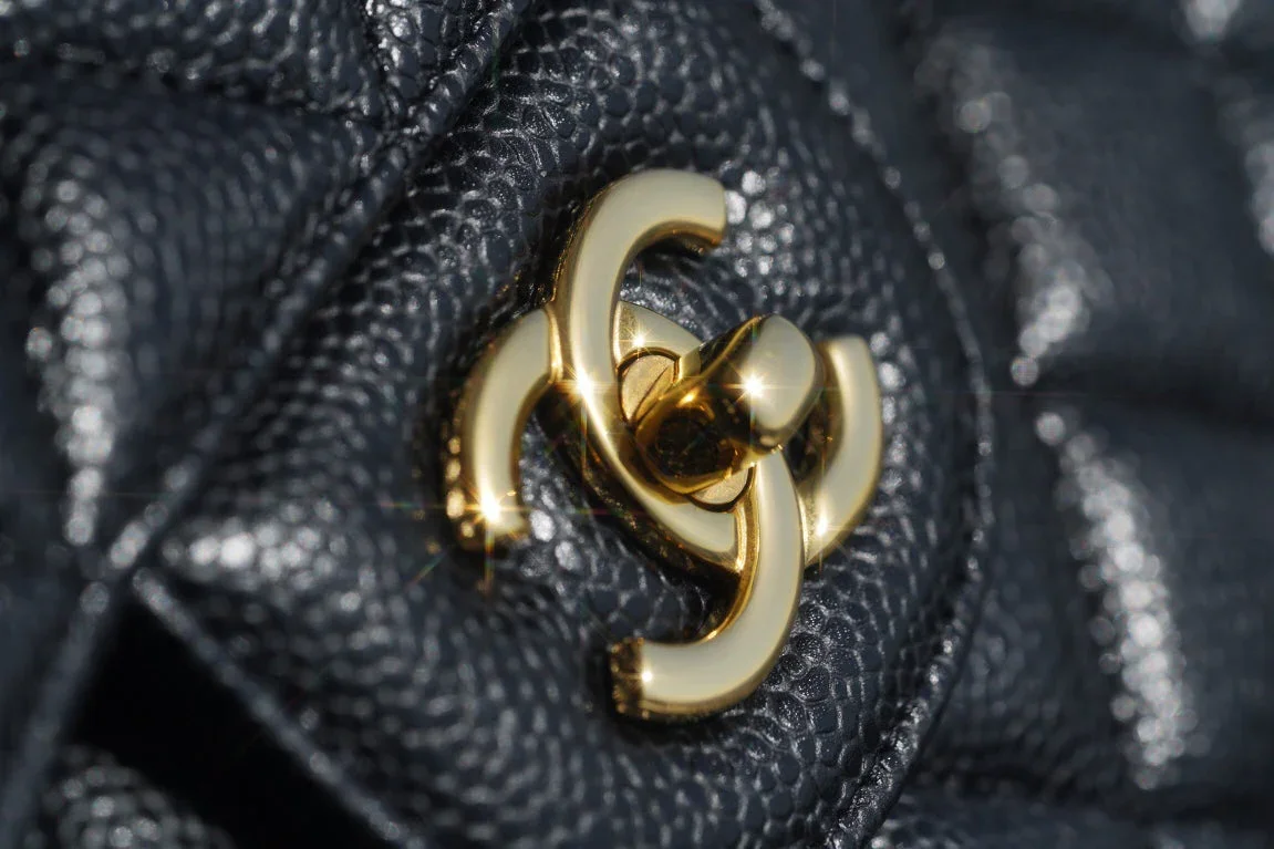 Chanel Flap Bag Jumbo 30 cm Gold Hardware Black Caviar product view 2