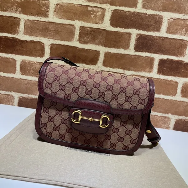 Gucci Small Horsebit Shoulder Bag product view 5