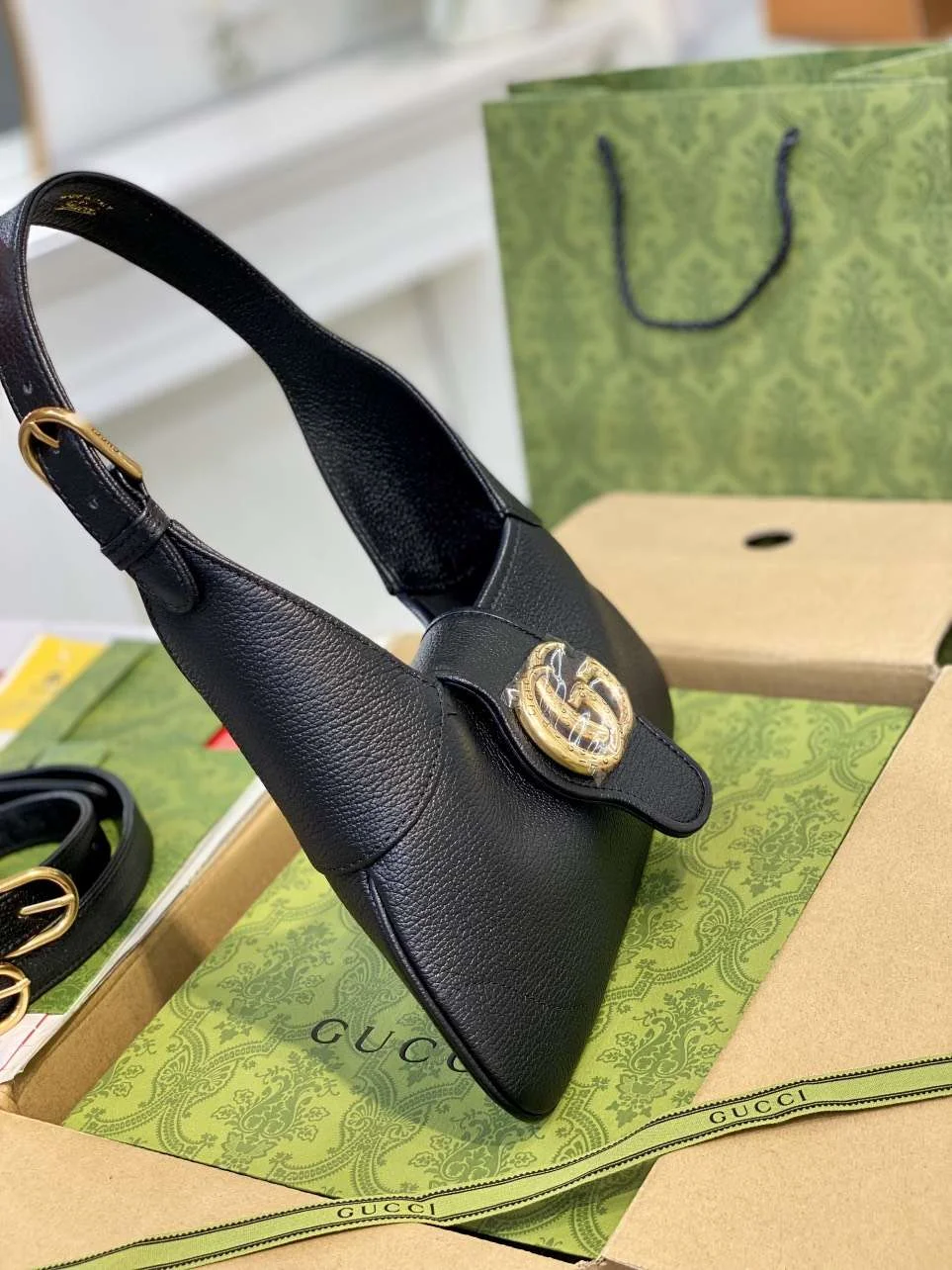 Gucci Women’s Handbag Black 28 cm product view 4