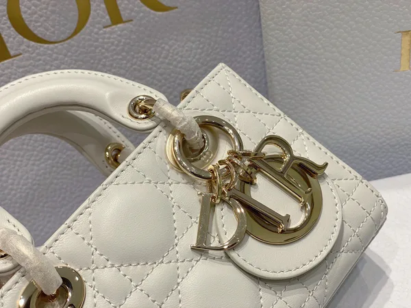 Dior Cannage Mini Top-Handle Bag White, 16.5 x 6 x 10 cm product view 4