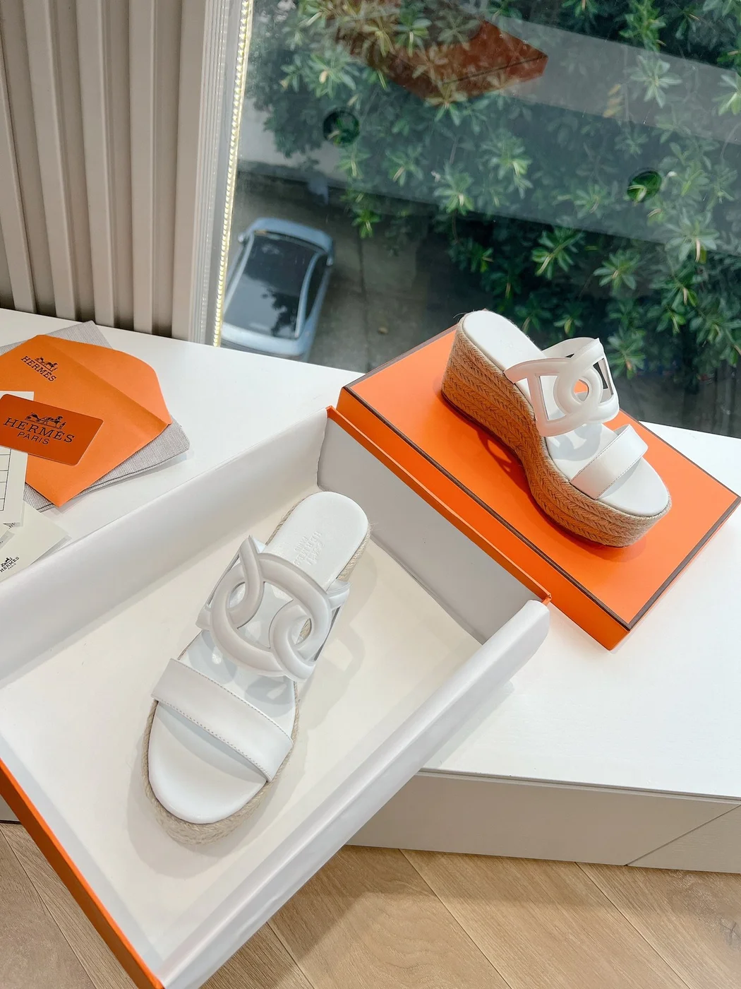 Hermès Women White Leather Espadrille Sandals product view 4