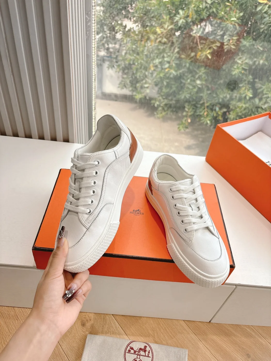 Hermès Women White Low-Top Sneakers — Plain Lace-Up Style product view 6