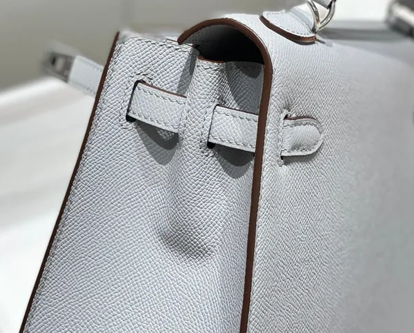 Hermès 28 cm In Gris Perle Epsom Calfskin Palladium Hardware Bag product view 5