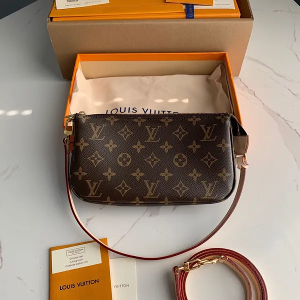 Louis Vuitton Pochette Monogram Woman’s Handbags 23.5×13.5 cm product photo