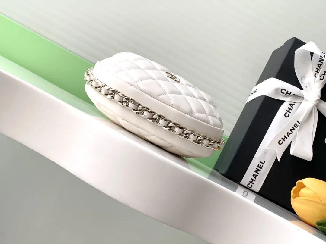 Chanel 23C white hula hoop clutch product view 5